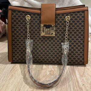 Classy Ladi Couture Shoulder Bag